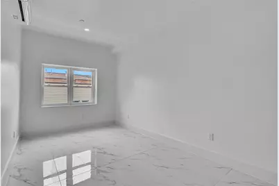 139-22 95 Avenue, Jamaica, NY 11435 - Photo 19