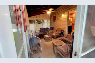 145 Dartmouth Drive, Hicksville, NY 11801 - Photo 7