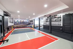 201 Belmont Cir, Yaphank, NY 11980 - Photo 17