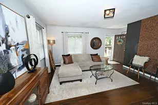 3 New Castle Dr, Mount Kisco, NY 10549 - Photo 15