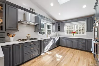 10 Burling Avenue, White Plains, NY 10605 - Photo 9