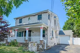 1815 Maurice Ave, East Meadow, NY 11554 - Photo 3