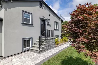 154 Mac Arthur Boulevard, Hauppauge, NY 11788 - Photo 27