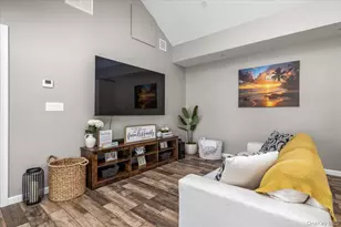 154 MacArthur Blvd, Hauppauge, NY 11788 - Photo 31