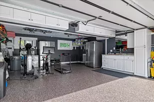 154 MacArthur Blvd, Hauppauge, NY 11788 - Photo 23