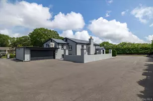 154 MacArthur Blvd, Hauppauge, NY 11788 - Photo 23