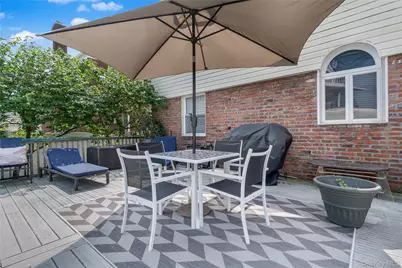 428 Beach 131st Street, Rockaway Park, NY 11694 - Photo 23