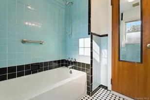 1547 Walt Whitman Rd, Melville, NY 11747 - Photo 11