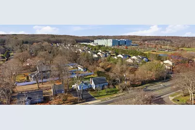 1547 Walt Whitman Road, Melville, NY 11747 - Photo 23