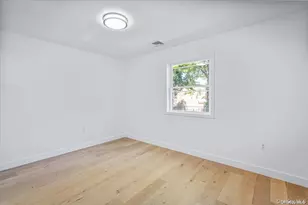 23 Flower Ln, New Hyde Park, NY 11040 - Photo 11