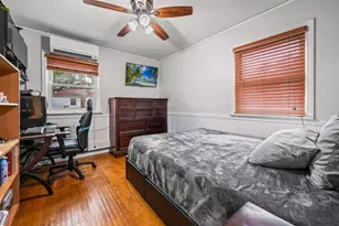 82-10 214th St, Hollis, NY 11427 - Photo 21