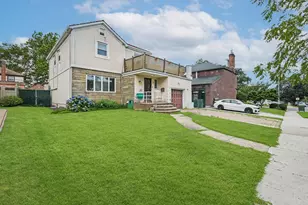 82-10 214th St, Hollis, NY 11427 - Photo 3