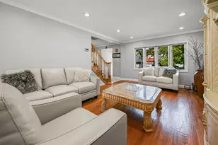 82-10 214th St, Hollis, NY 11427 - Photo 9