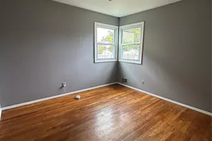 16 Joyce Ave, Massapequa, NY 11758 - Photo 7