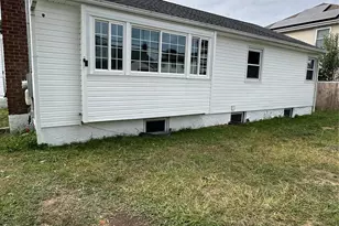 16 Joyce Ave, Massapequa, NY 11758 - Photo 13