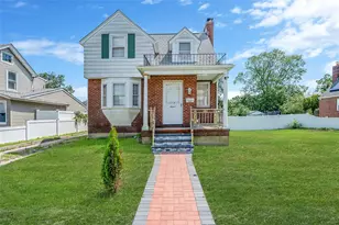 16 Felton Ave, Valley Stream, NY 11580 - Photo 3