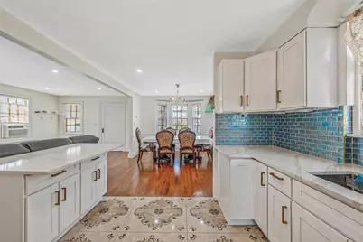 16 Felton Avenue, Valley Stream, NY 11580 - Photo 9