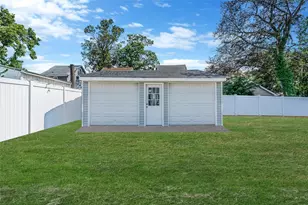 16 Felton Ave, Valley Stream, NY 11580 - Photo 23