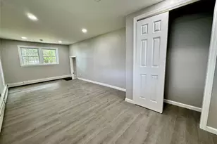 33 Princeton St, Bay Shore, NY 11706 - Photo 29