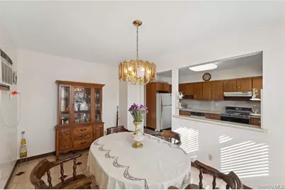 98-02 Corona Avenue, Corona, NY 11368 - Photo 5