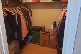 30 Chestnut Cir, New York, NY 10312 - Photo 13