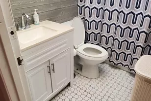 30 Chestnut Cir, New York, NY 10312 - Photo 7