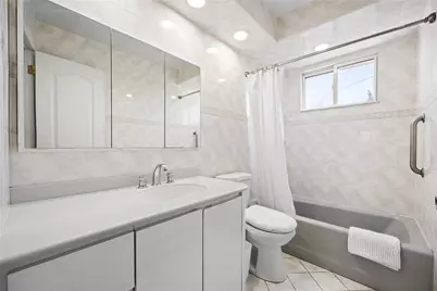 46 Norman Lane, Levittown, NY 11756 - Photo 15