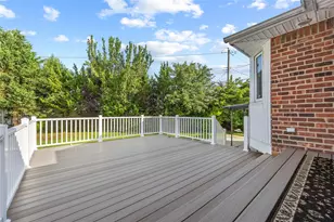 46 Norman Ln, Levittown, NY 11756 - Photo 25