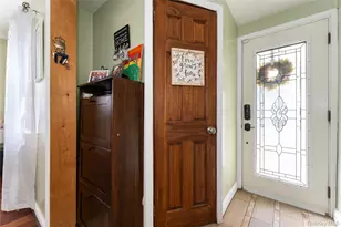 7 Mayfair Rd, Baldwin, NY 11510 - Photo 3