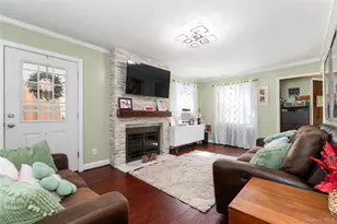 7 Mayfair Rd, Baldwin, NY 11510 - Photo 5