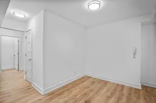 142-20 Franklin Ave, Flushing, NY 11355 - Photo 11