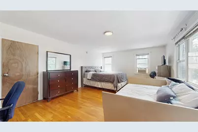 987 E 42nd Street, Brooklyn, NY 11210 - Photo 29