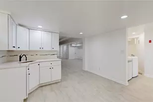 987 E 42nd St, Brooklyn, NY 11210 - Photo 37