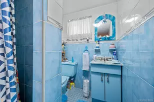 30-27 Murray Ln, Flushing, NY 11354 - Photo 13