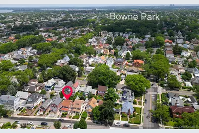 30-27 Murray Lane, Flushing, NY 11354 - Photo 17