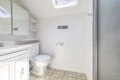 163 Mott Street, Oceanside, NY 11572 - Photo 23