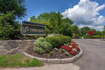 1840 Crompond Road #7B8, Peekskill, NY 10566 - Photo 1