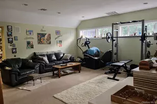 118 Highland Rd, Glen Cove, NY 11542 - Photo 9