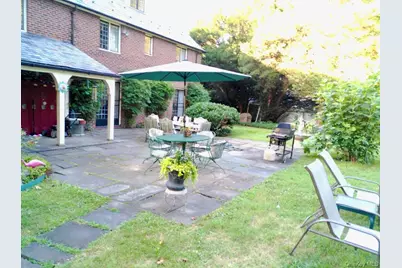 118 Highland Road, Glen Cove, NY 11542 - Photo 19