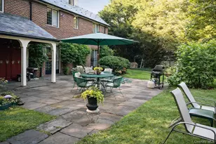 118 Highland Rd, Glen Cove, NY 11542 - Photo 15