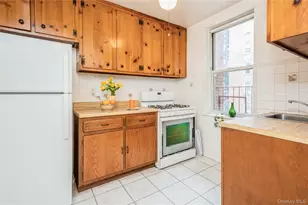 2 Louisiana Ave, Bronxville, NY 10708 - Photo 7