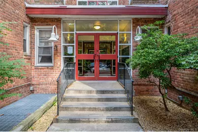 2 Louisiana Avenue #3C, Bronxville, NY 10708 - Photo 17