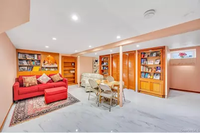 9 Waverly Place, Valley Stream, NY 11580 - Photo 19