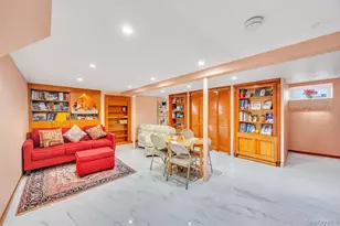 9 Waverly Pl, Valley Stream, NY 11580 - Photo 19