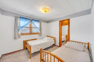 9 Waverly Pl, Valley Stream, NY 11580 - Photo 13