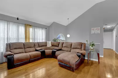 55 Pinewood Drive, Shirley, NY 11967 - Photo 5