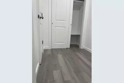 44-05 Macnish Street #1E, Elmhurst, NY 11373 - Photo 5