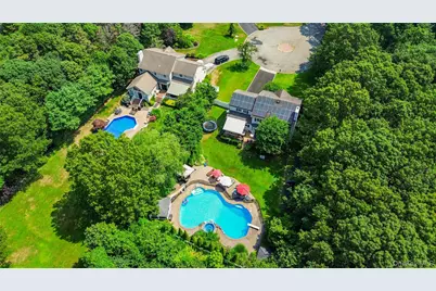 15 Victoria Court, Oakdale, NY 11769 - Photo 45