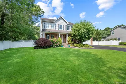 15 Victoria Court, Oakdale, NY 11769 - Photo 5