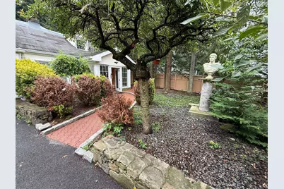 445 W Hartsdale Avenue, Hartsdale, NY 10530 - Photo 13